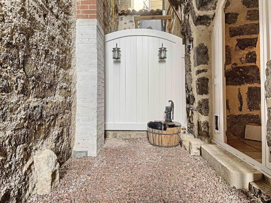 Maison Atypique - Centre Historique - Puy En Velay Le Puy-en-Velay المظهر الخارجي الصورة